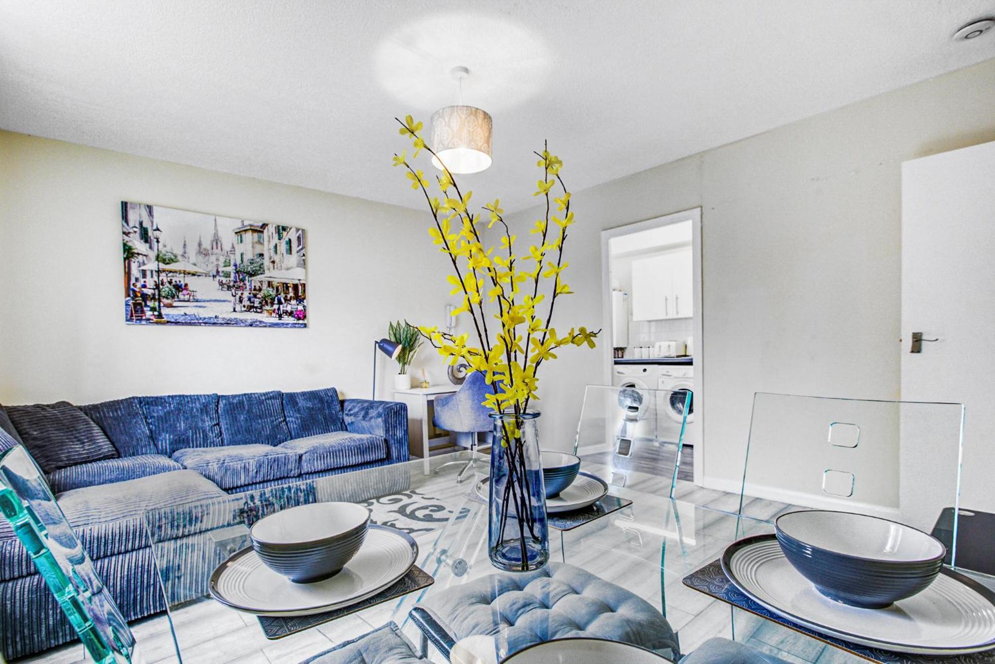 Spacious Urban Apartment In ครอยดอน ภายนอก รูปภาพ