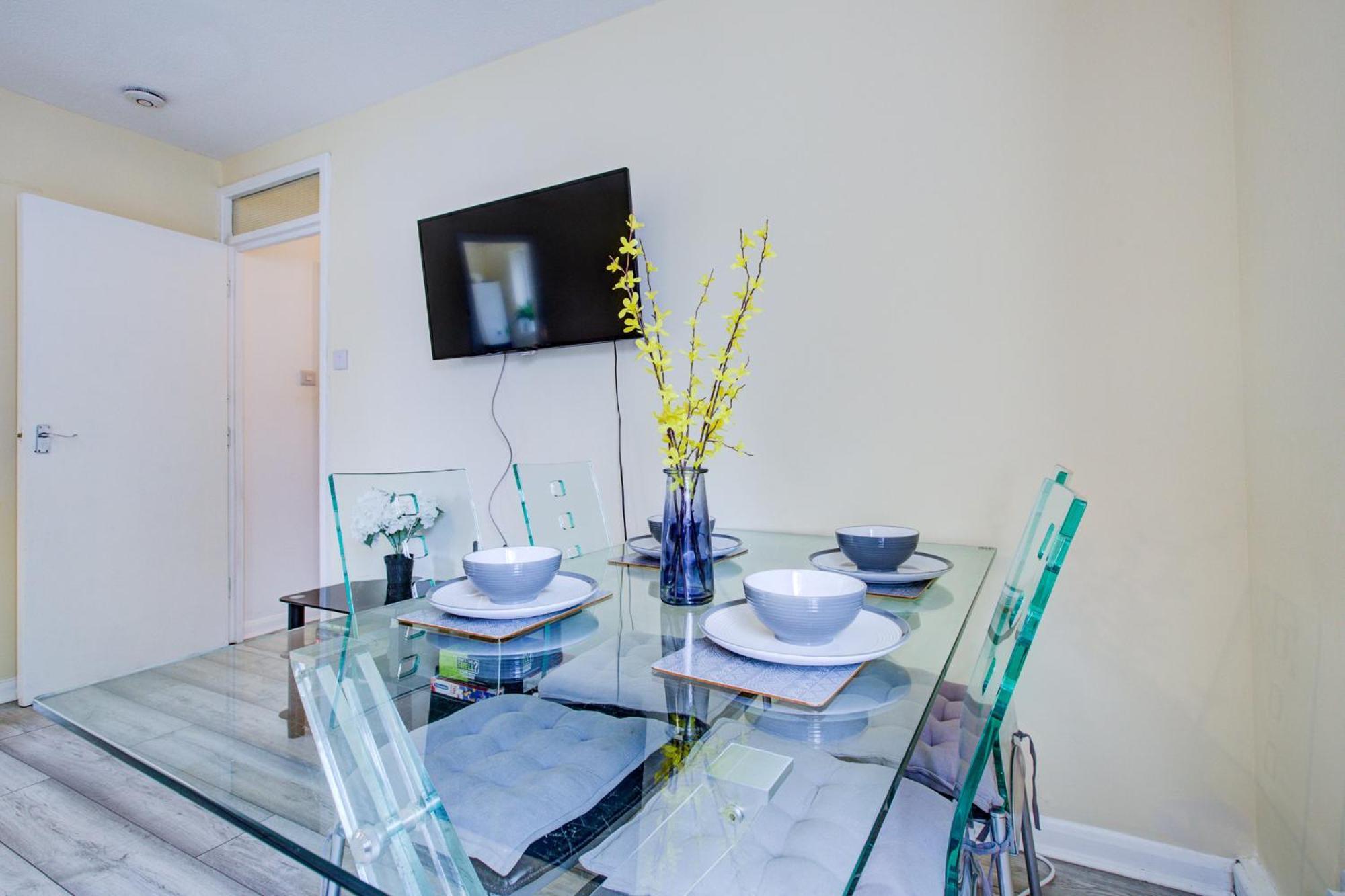 Spacious Urban Apartment In ครอยดอน ห้อง รูปภาพ